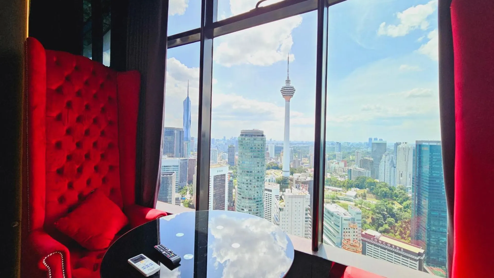 Sky Suites Klcc By Staylar Kuala Lumpur Appartamento